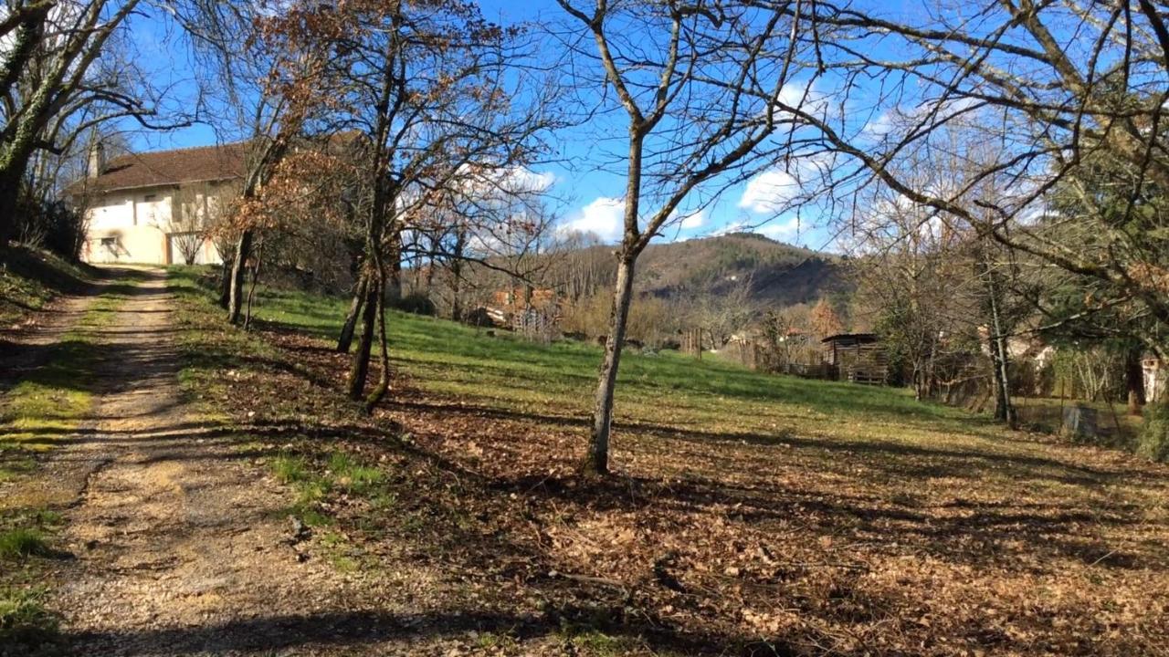 Le Figuier De Pauline Bed and Breakfast Luzech Εξωτερικό φωτογραφία